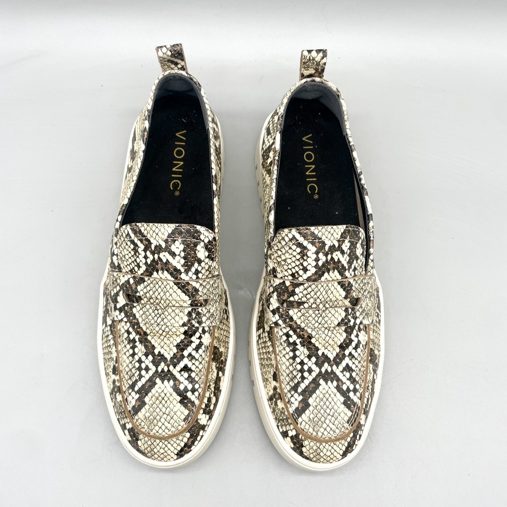 Vionic Womens 7.5 Uptown Loafers Shoes Ivory Snake Print Leather Slip On Preppy